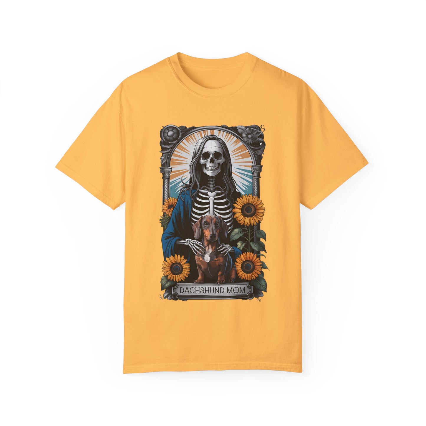 Skeleton Dachshund Mom T-Shirt, Cute Dog Lover Gift, Pet Owner Tee, Halloween Shirt, Vintage Graphic Shirt